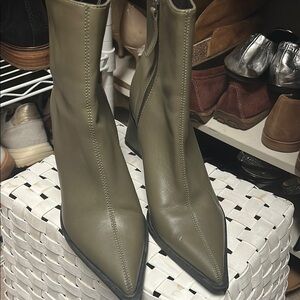 Price reflects scuff on heel  worn once retail $52.99 on sale